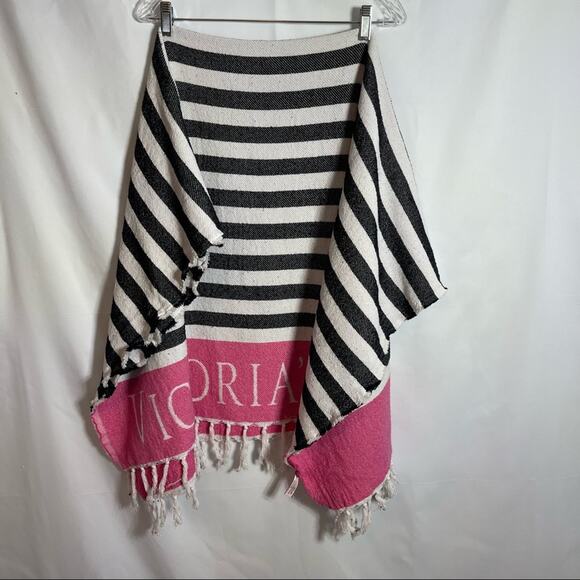 Victoria’s Secret, Throw/Beach Blanket. In excellent condition! - Picture 1 of 7